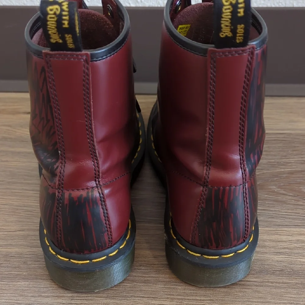 Dr. Martens 1460 SMOOTH LEATHER LACE UP BOOTS - Cherry Red Smooth - Size 7 - Picture 7 of 12